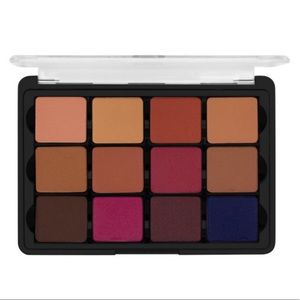 NEW VISEART EYESHADOW PALETTE